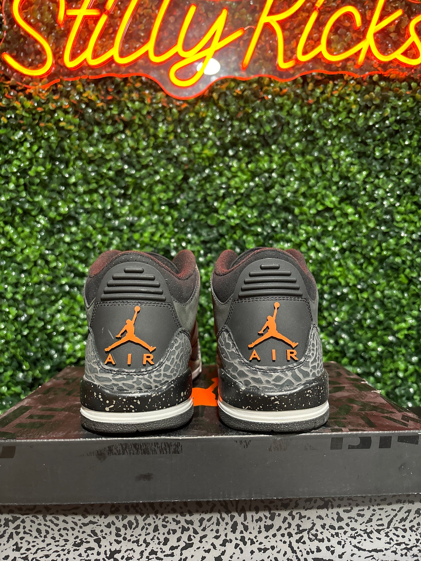 Size 7y - Jordan 3 “Fear”