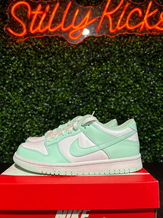 Size 6.5y - Dunk Low “Mint Foam”