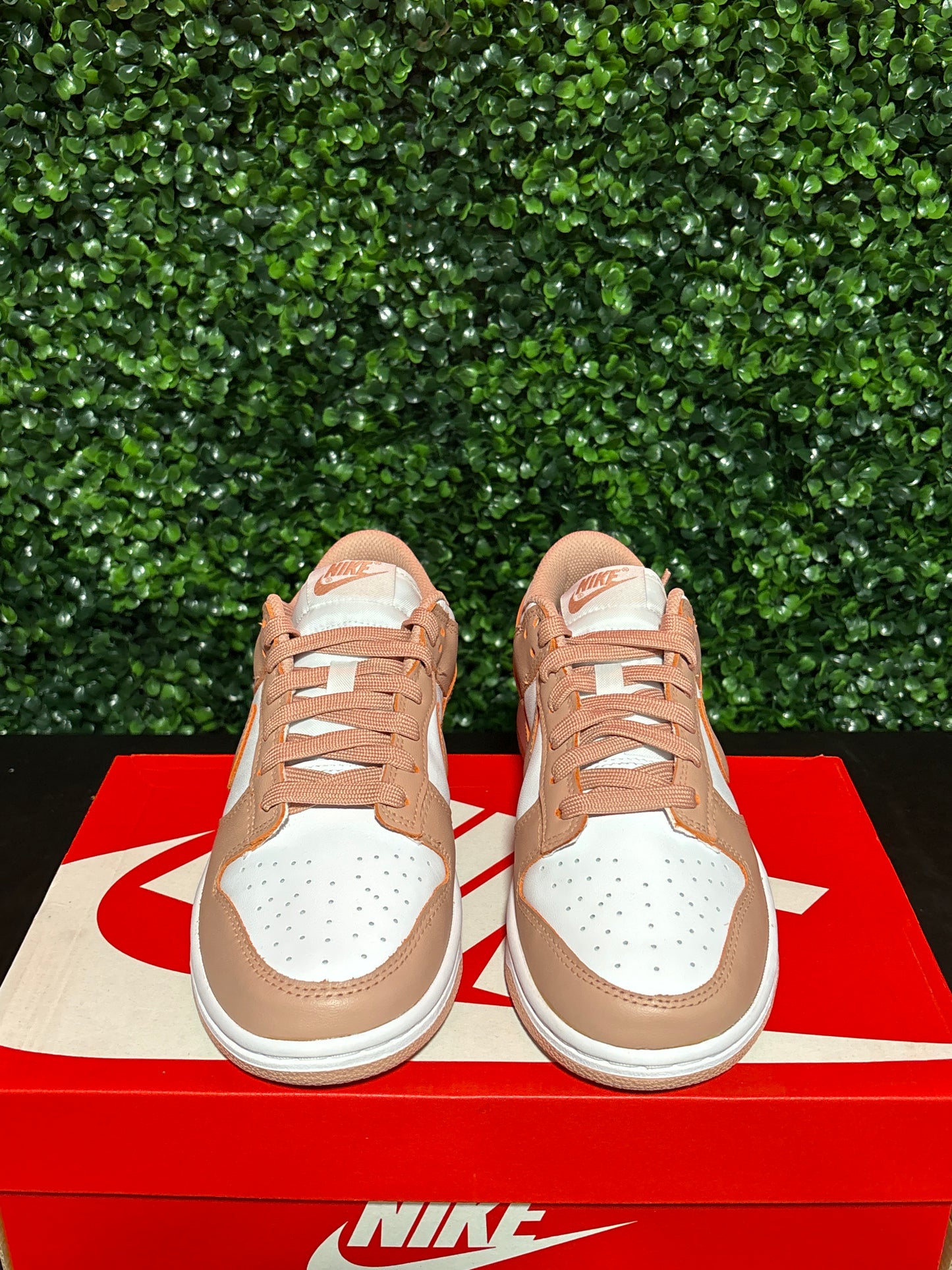 Size 6y - Dunk Low “Rose Whisper”