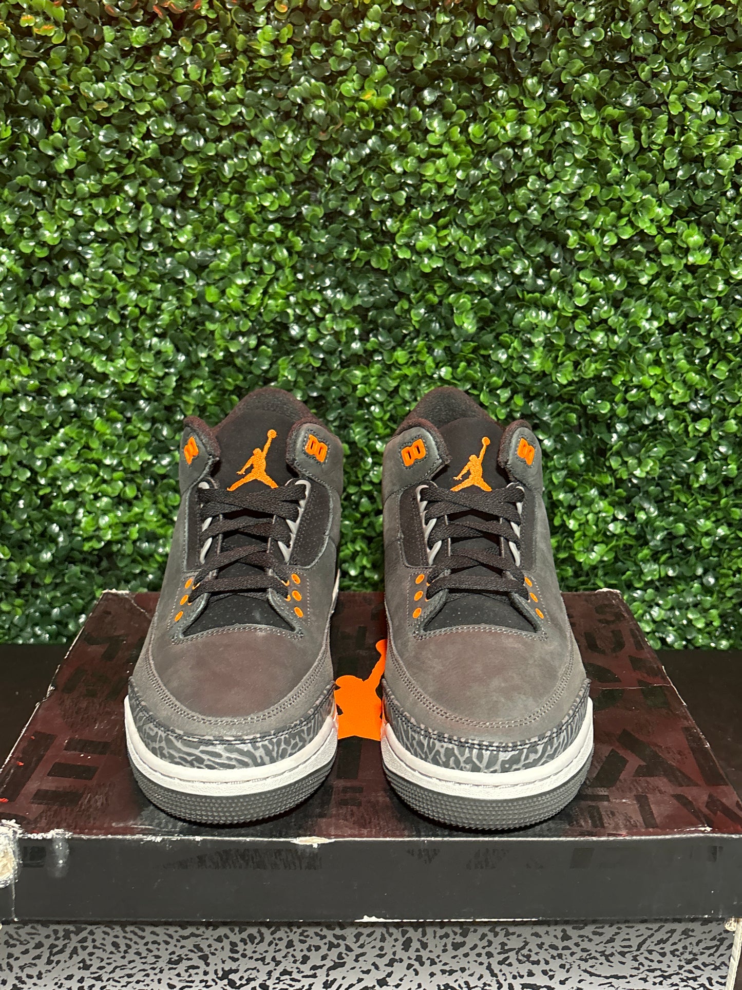 Size 9 - Jordan 3 “Fear”