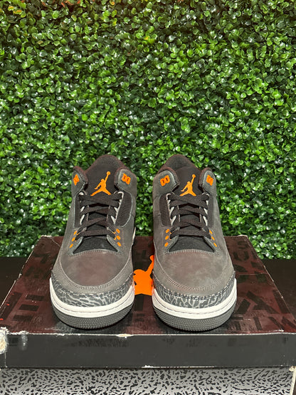 Size 9 - Jordan 3 “Fear”