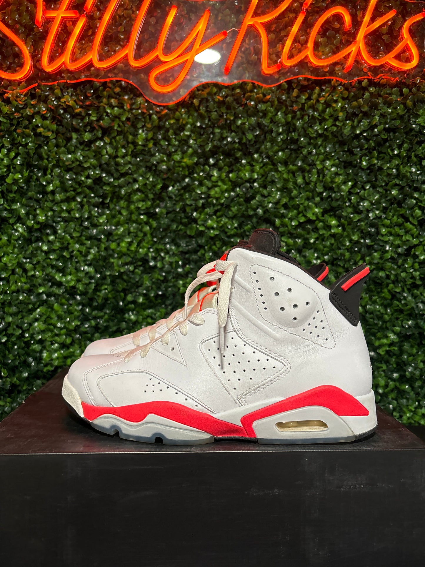 Size 8.5 - Jordan 6 “Infrared White”