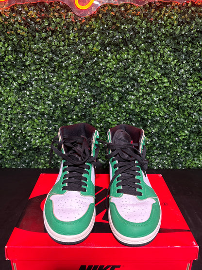 Size 9.5 - Jordan 1 high “Lucky Green”