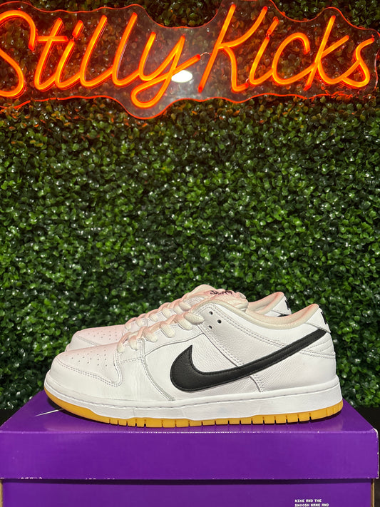 Size 11 - Sb Dunk Low “White Gum”