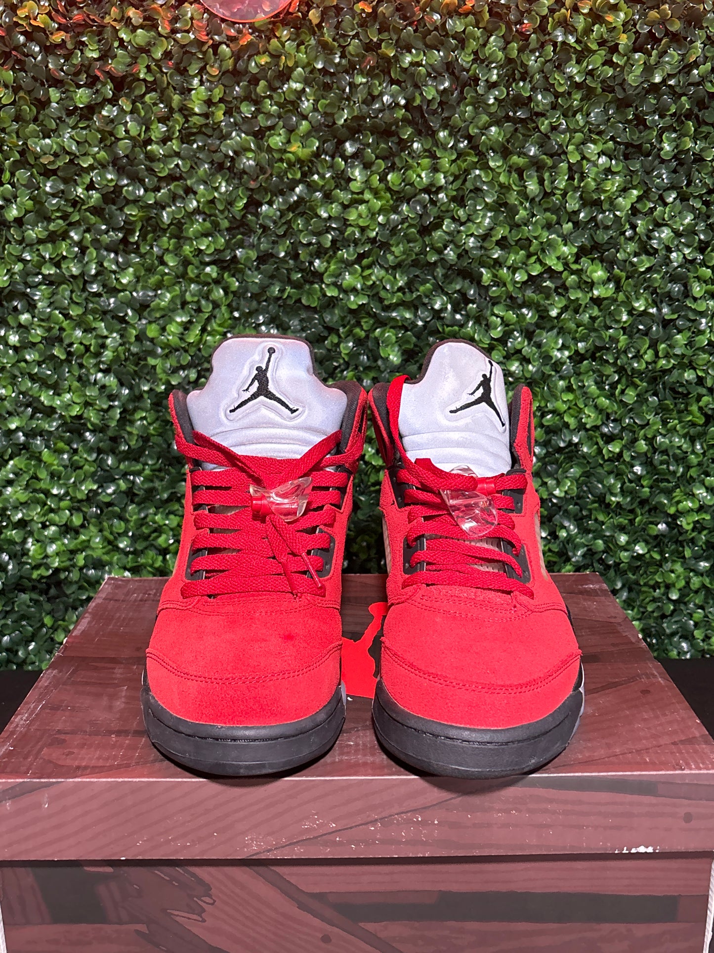 Size 9.5 - Jordan 5 “Raging Bull”