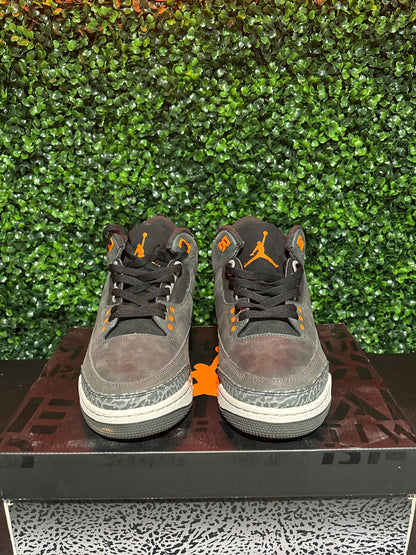 Size 9 - Jordan 3 “Fear”