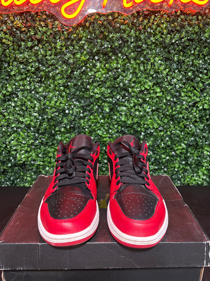 Size 11.5 - Jordan 1 low “Reverse Bred”