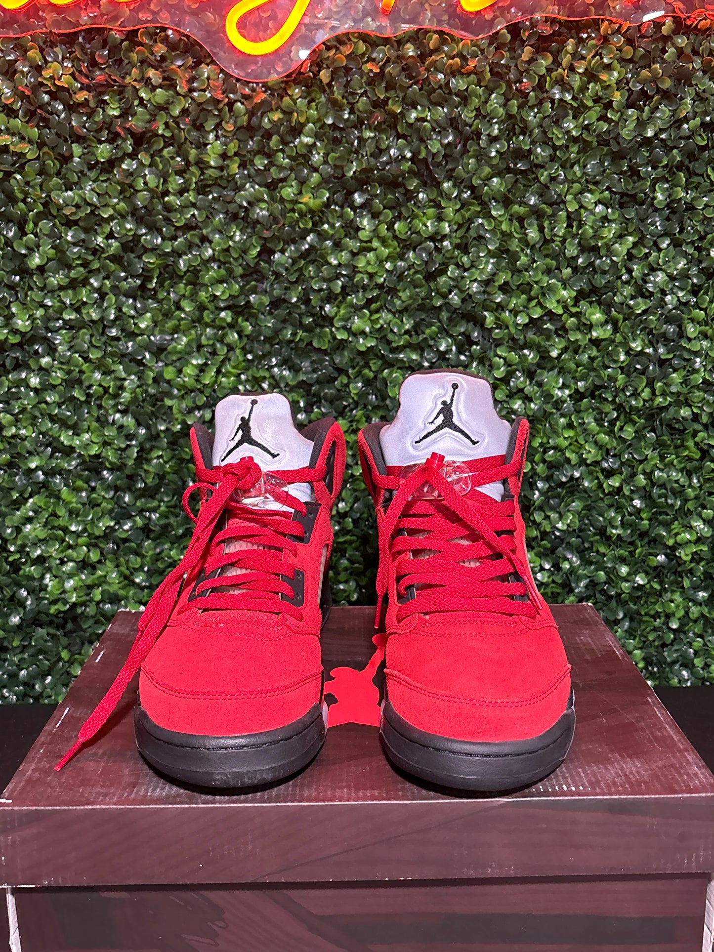 Size 9.5 - Jordan 5 “Raging Bull”