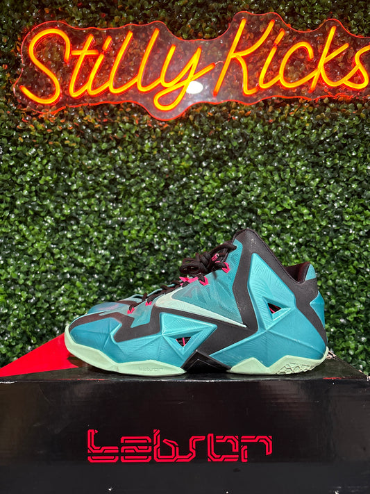 Size 8.5 - Lebron 11 “South Beach”